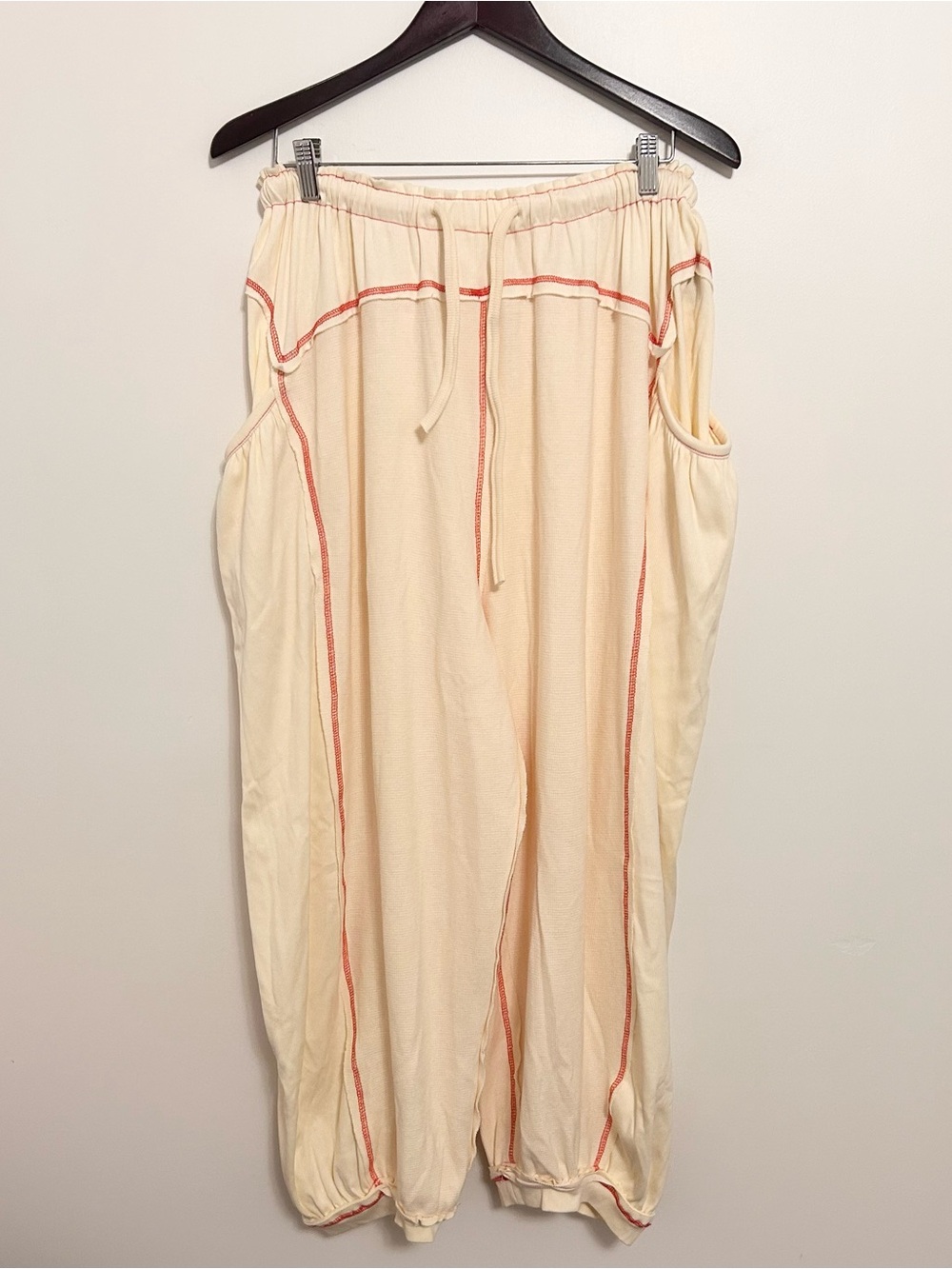POL Jasmine Freestyle Cream Drift Contrast Stitch Harem Joggers Size Small - Picture 2 of 6